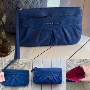 NWT Y2K Juicy Couture Womens Blue Faux Leather Zip Wristlet Clutch Purse Bag